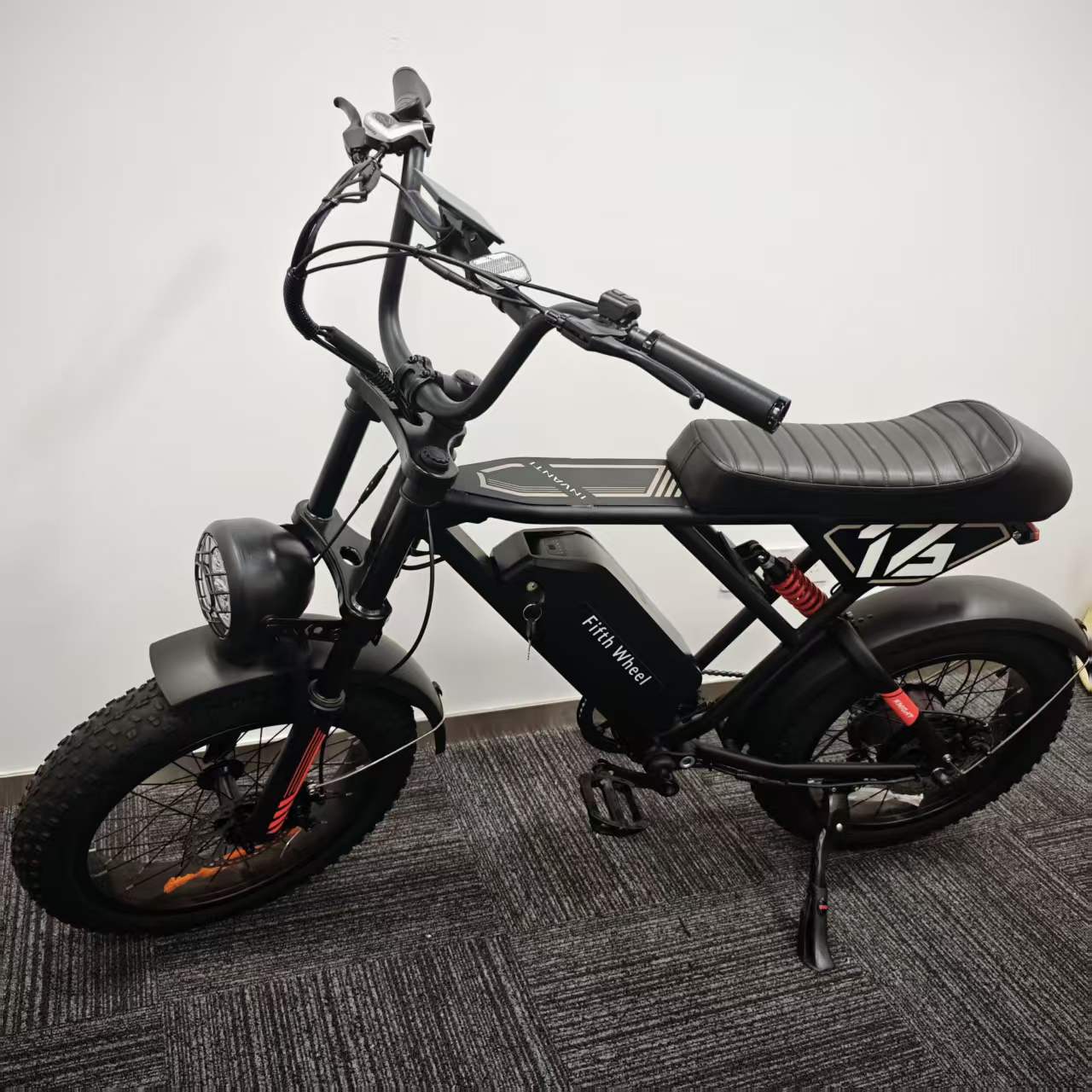 Fifth Wheel ebike