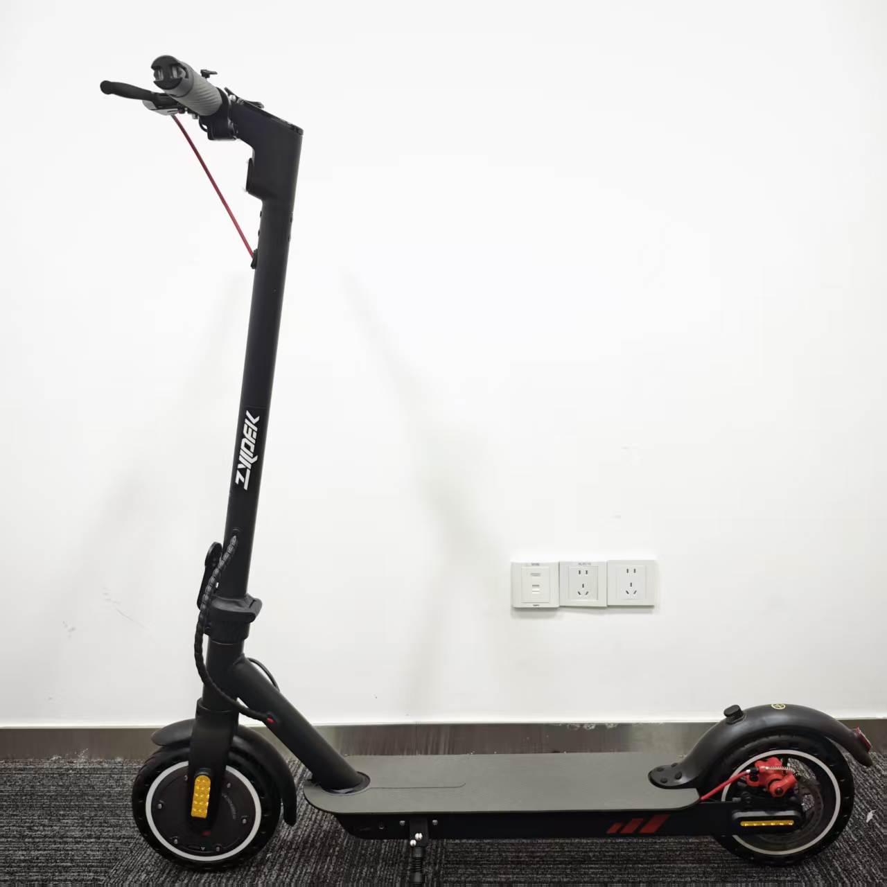 Zyldek electric scooter